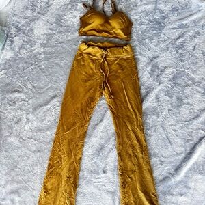 Super soft alo yoga set